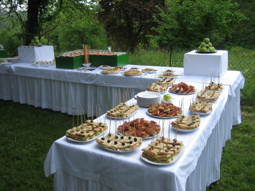 Agriturismo Ristorante Albachiara Villa Carpeneto Buitenkant foto